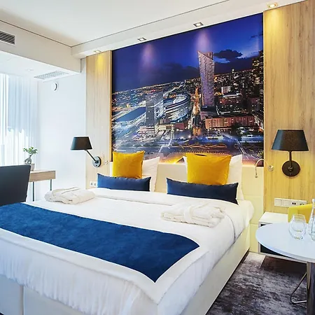 Golden Tulip Warsaw Airport-3
